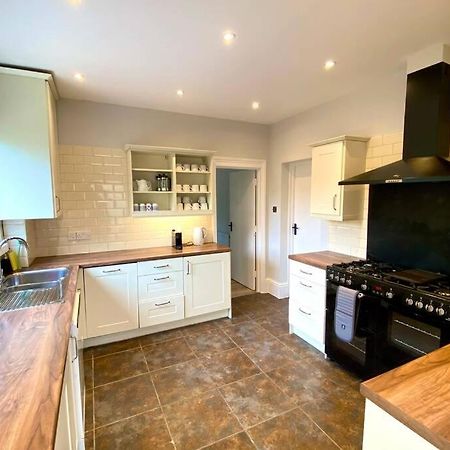 Cleveland House - Perfect For Beaches And Town. Bornemouth Extérieur photo