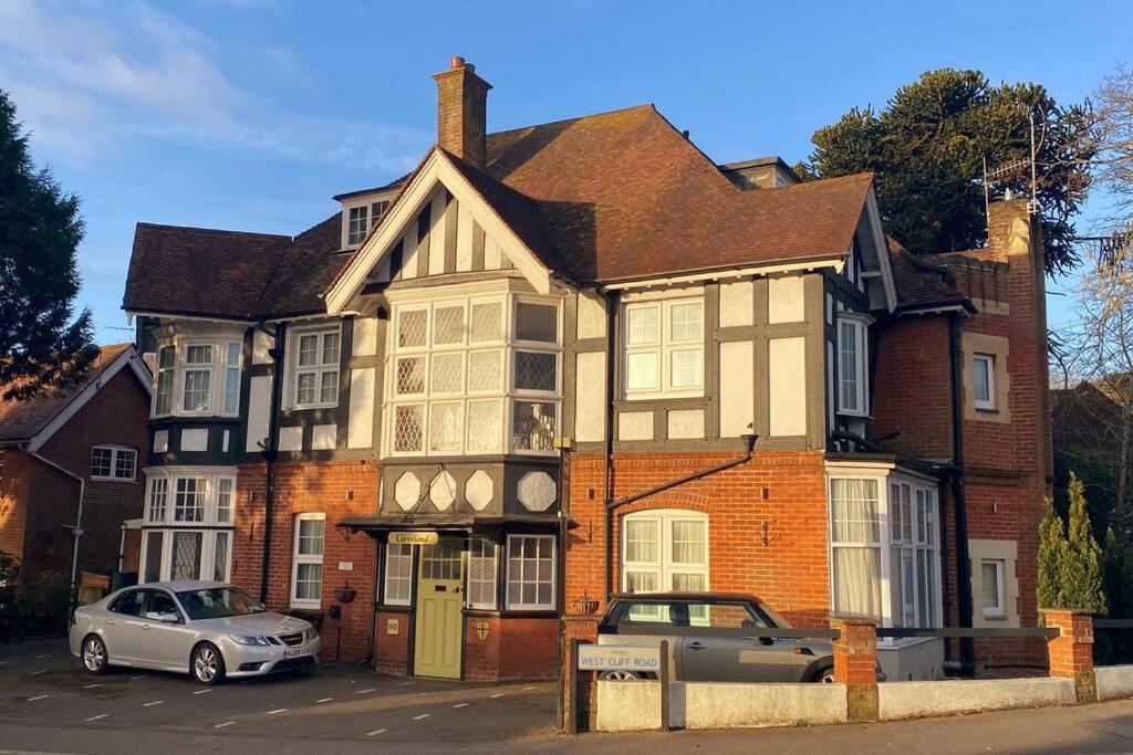 Cleveland House - Perfect For Beaches And Town. Bornemouth Extérieur photo
