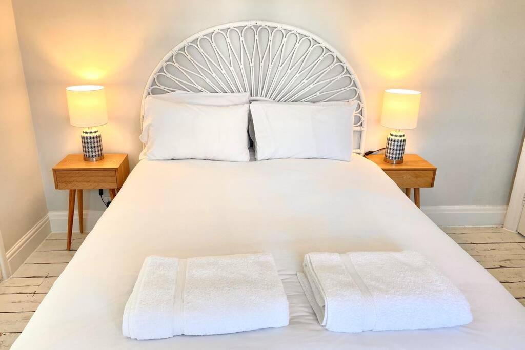 Cleveland House - Perfect For Beaches And Town. Bornemouth Extérieur photo