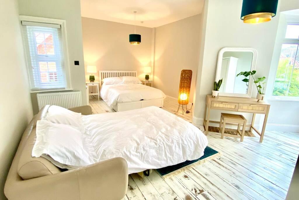Cleveland House - Perfect For Beaches And Town. Bornemouth Extérieur photo