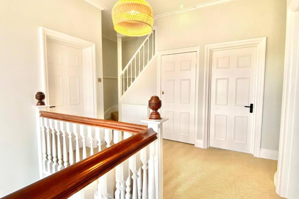 Cleveland House - Perfect For Beaches And Town. Bornemouth Extérieur photo