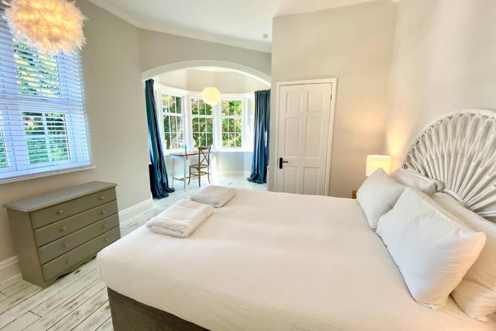 Cleveland House - Perfect For Beaches And Town. Bornemouth Extérieur photo