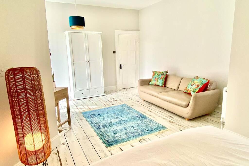 Cleveland House - Perfect For Beaches And Town. Bornemouth Extérieur photo